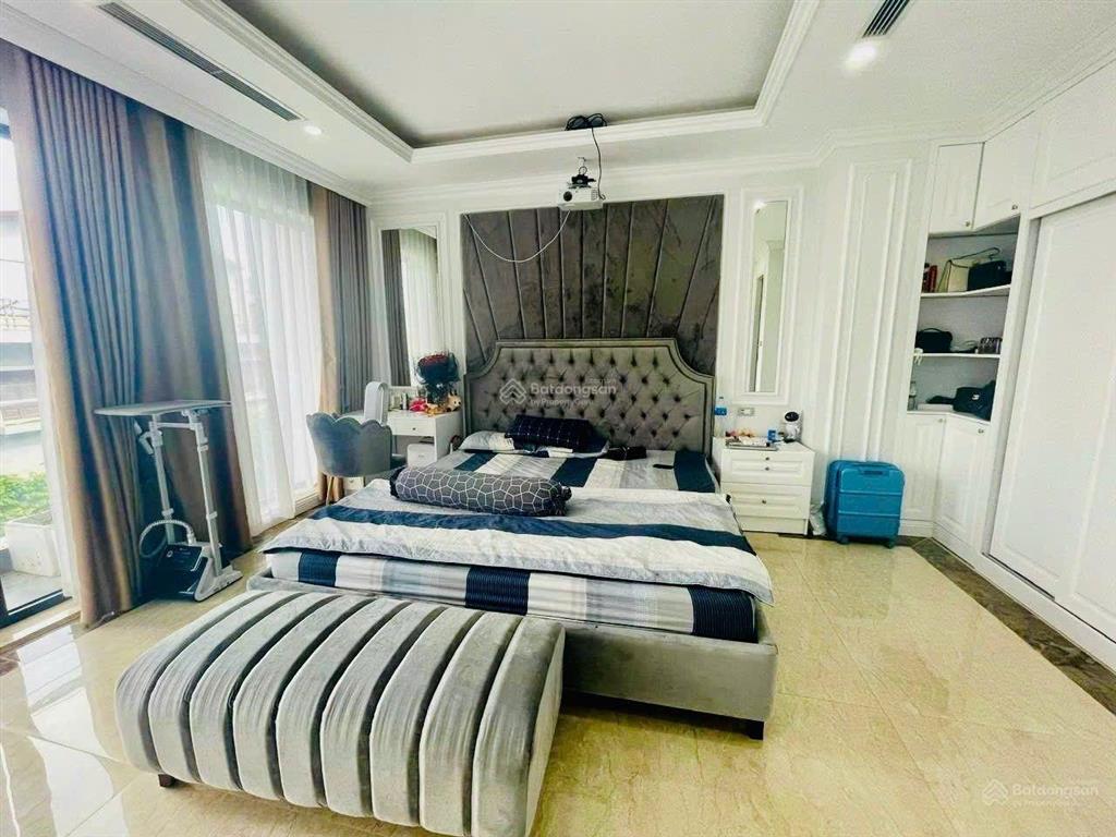 Hạ 6 tỷ! licogi13 khuất duy tiến, thông phố ngụy như kon tum 148m2 x 4t, thang máy, ở sướng, kd tốt