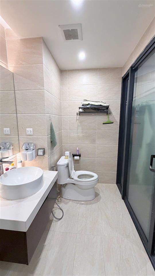 Ngộp bank! full nội thất, view thoáng, 72m2 2wc 2pn, 90 nguyễn tuân, giá hơn 5 tỷ, gấp!!!