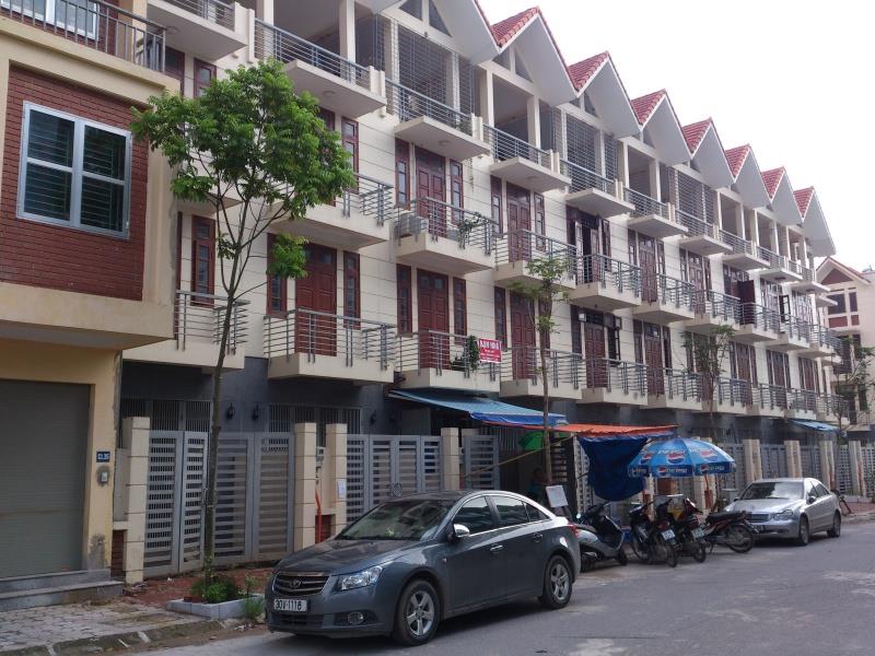 Bán nhà liền kề văn khê 82,5m2 hoàn thiện 5 tầng thang máy, đường thông, gần trường, giá chỉ 21 tỷ.