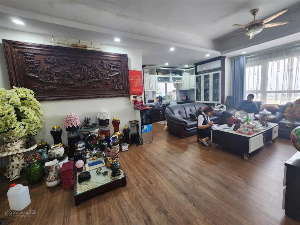 Bán căn hộ ct8 dương nội dt 85m2, 2 phòng ngủ, 2 wc đủ đồ giá 5.1 tỷ.  0988 187 ***
