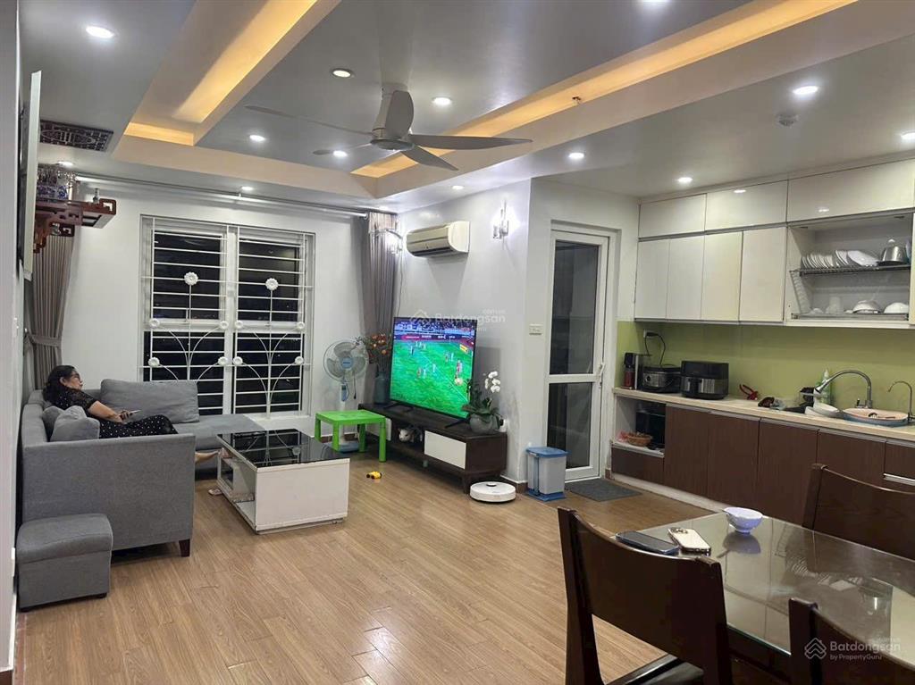 Bán gấp căn hộ ct7 dương nội dt 81,3m² tk 2 phòng ngủ, 2 wc, 2 ban công giá 4.7 tỷ.  0988 187 ***