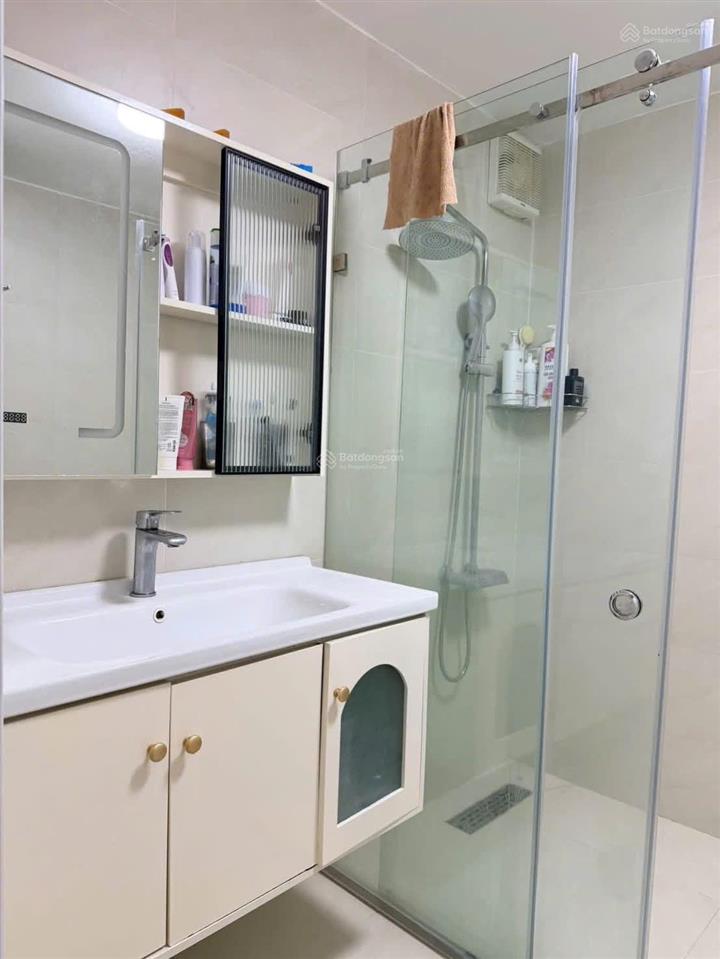 Cần bán căn hộ ct7 dương nội, dt 107m², 3 ngủ, 2 wc, full đồ, giá 5.5 tỷ.  0988 187 ***