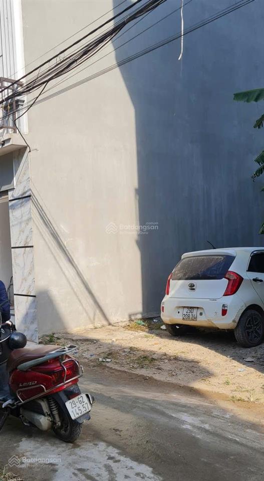 Đất thổ cư 57m2 ngõ thông ô tô  ngay trường đhsp thể thao phụng châu, chương mỹ hn.