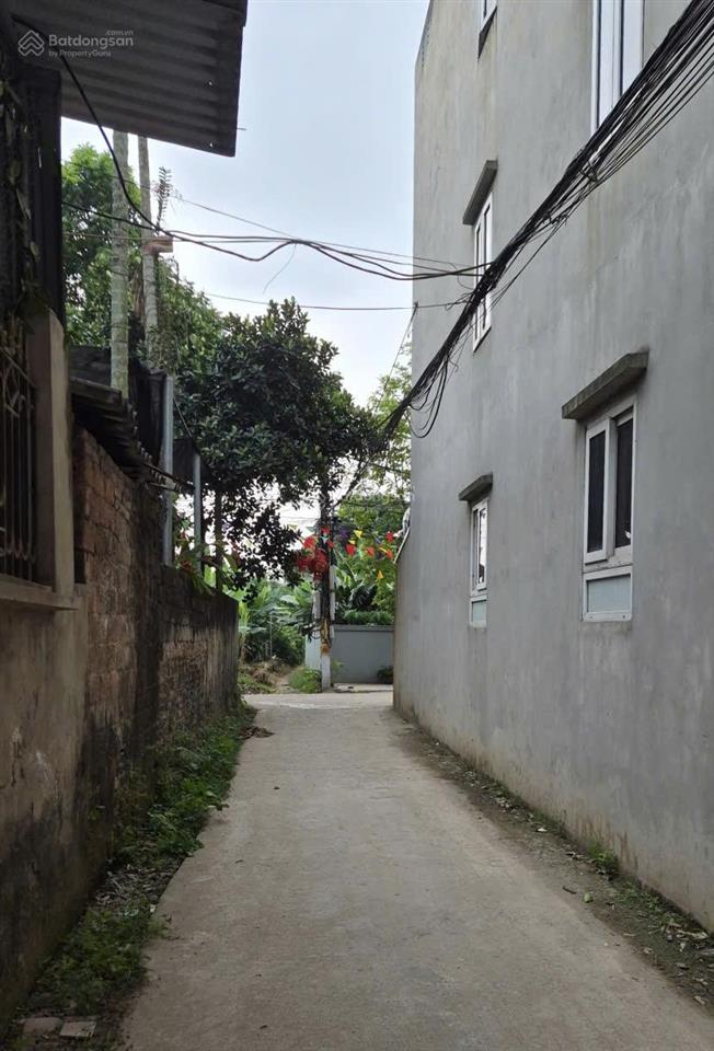 Đất thổ cư 57m2 ngõ thông ô tô ngay trường đhsp thể thao phường chương mỹ tp hà nội.