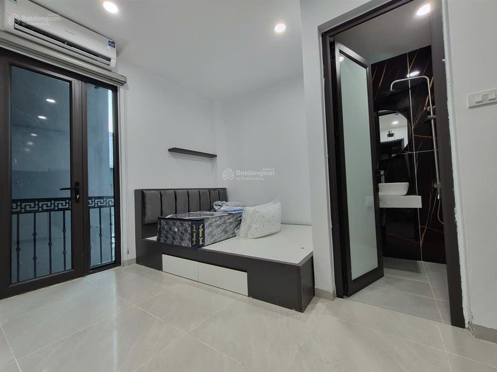 Hiếm có 1 căn tòa chdv (140m2*8t*40pkk) lương thế vinh  đh hà nội  doanh thu 2 tỷ/năm.