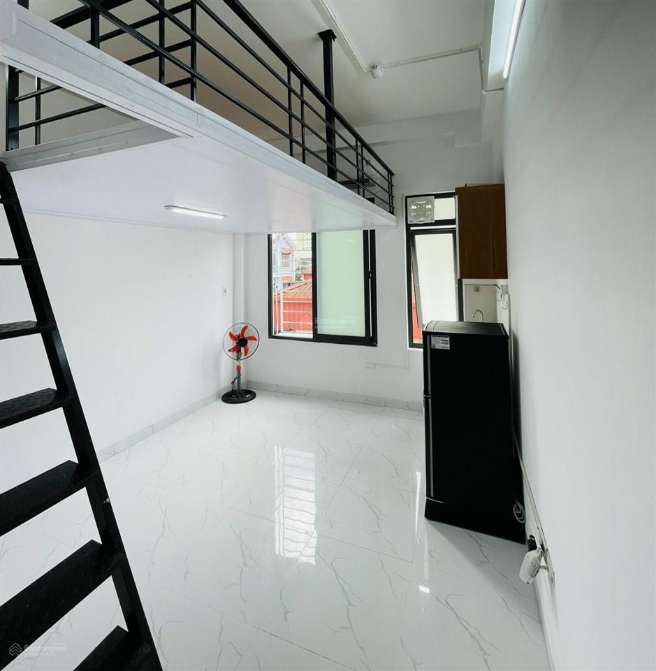 Tòa chdv 92m2*6t mang kh 255 ngay hồ nguyễn văn trỗi  làng việt kiều châu âu hn. dt 1,2 tỷ/năm