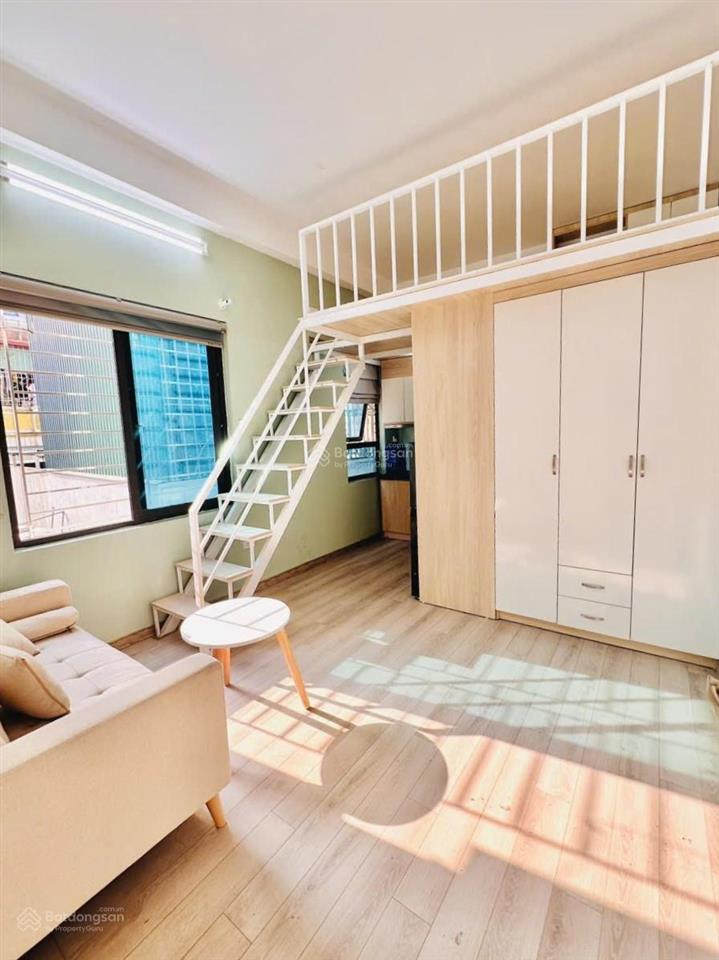 Quá rẻ! hiếm có 1 căn tòa chdv (160m2*7t*45pkk) phùng khoang  ngay chợ đêm sinh viên hn