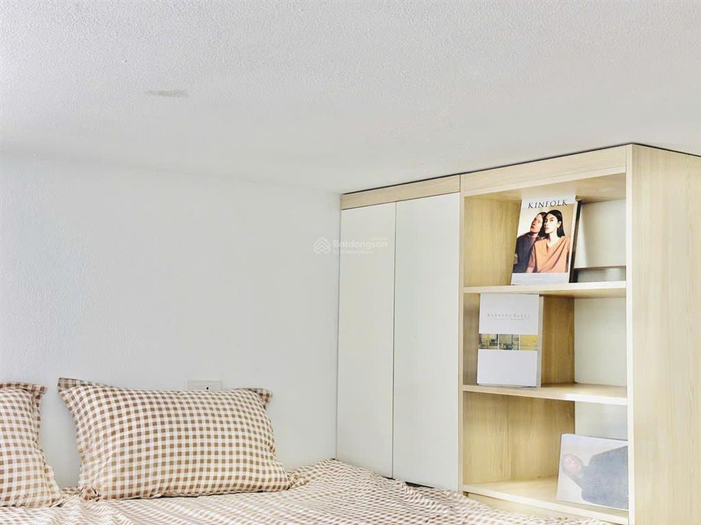 Quá rẻ! hiếm có 1 căn tòa chdv (160m2*7t*45pkk) phùng khoang  ngay chợ đêm sinh viên hn