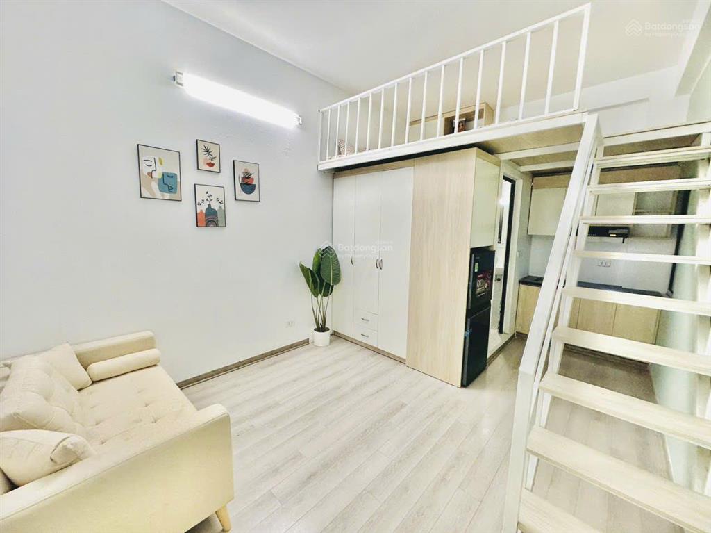 Quá rẻ! hiếm có 1 căn tòa chdv (160m2*7t*45pkk) phùng khoang  ngay chợ đêm sinh viên hn