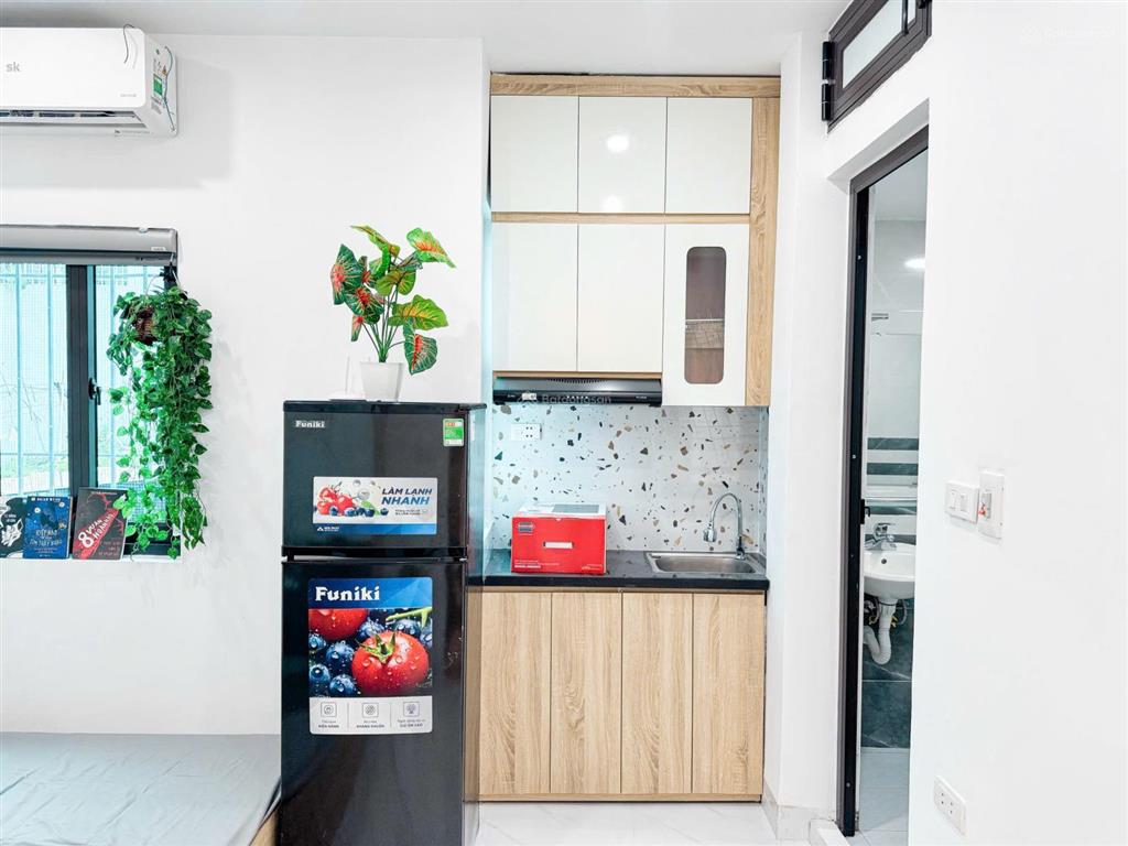 Siêu phẩm! tòa chdv (60m2*6t*15pkk) đối diện royal city ngay nga tư sở thanh xuân hn.