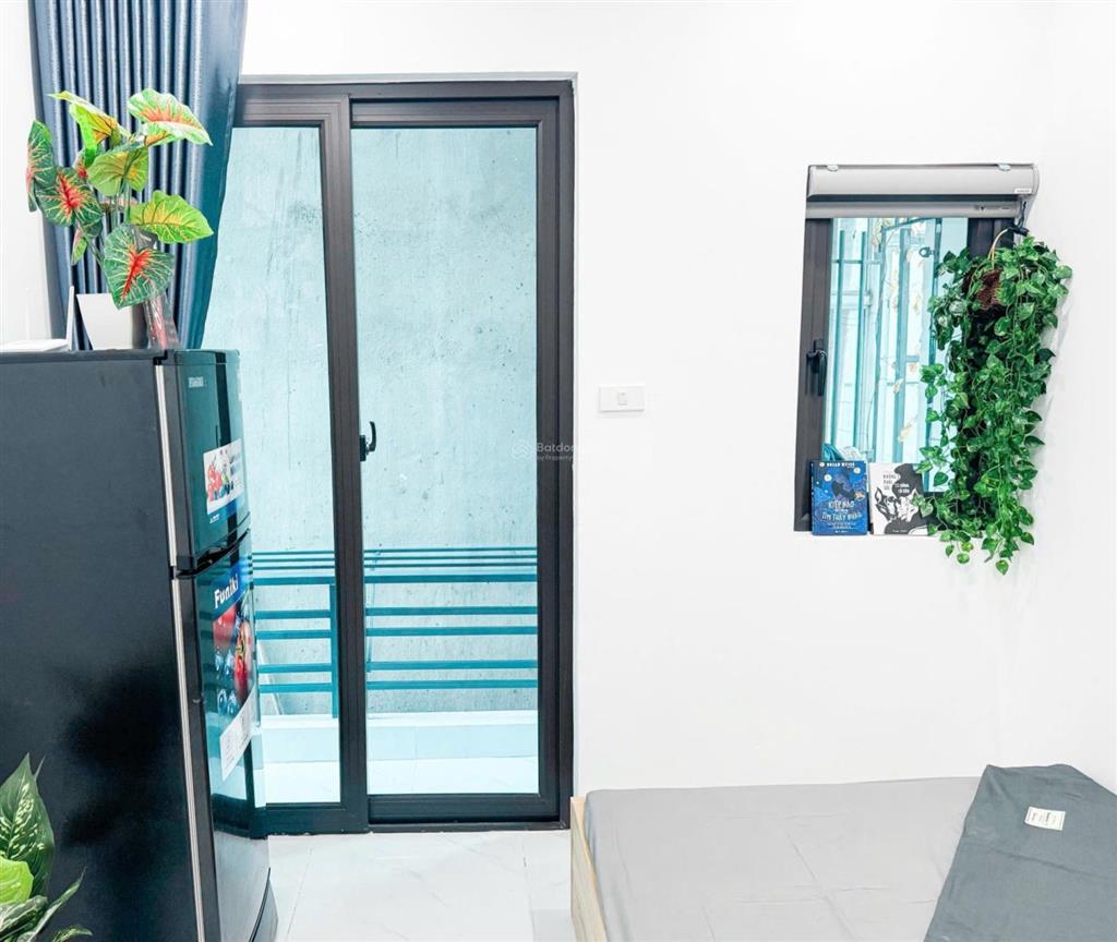 Siêu phẩm! tòa chdv (60m2*6t*15pkk) đối diện royal city ngay nga tư sở thanh xuân hn.