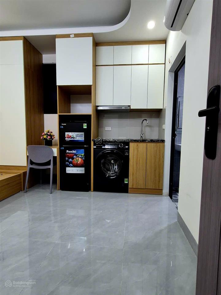 Phòng đẹp mới tinh 20m2 full đồ nội thất cao cấp (thang máy) phố mậu lương  xa la hà đông hn.