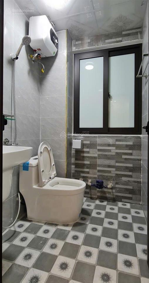 Phòng đẹp mới tinh 20m2 full đồ nội thất cao cấp (thang máy) phố mậu lương  xa la hà đông hn.