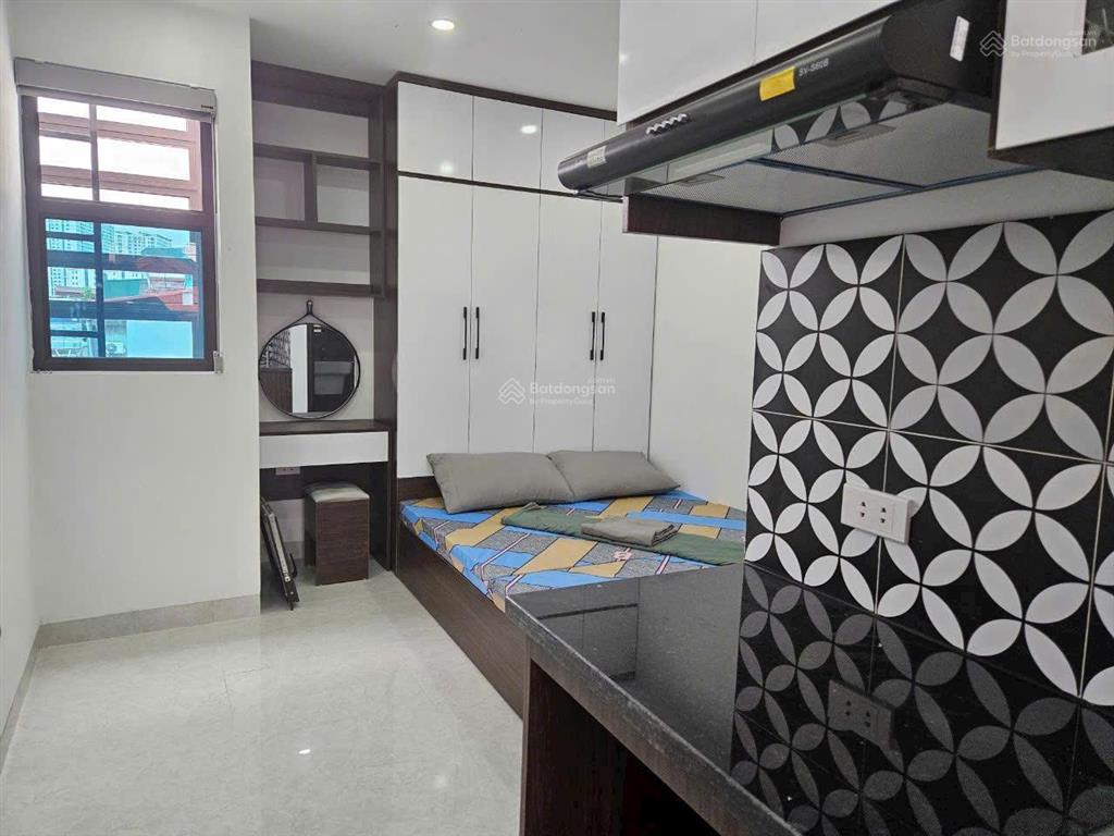 1 căn tòa chdv 75m2*18pkk đối diện royal city phố cự lộc thanh xuân hn