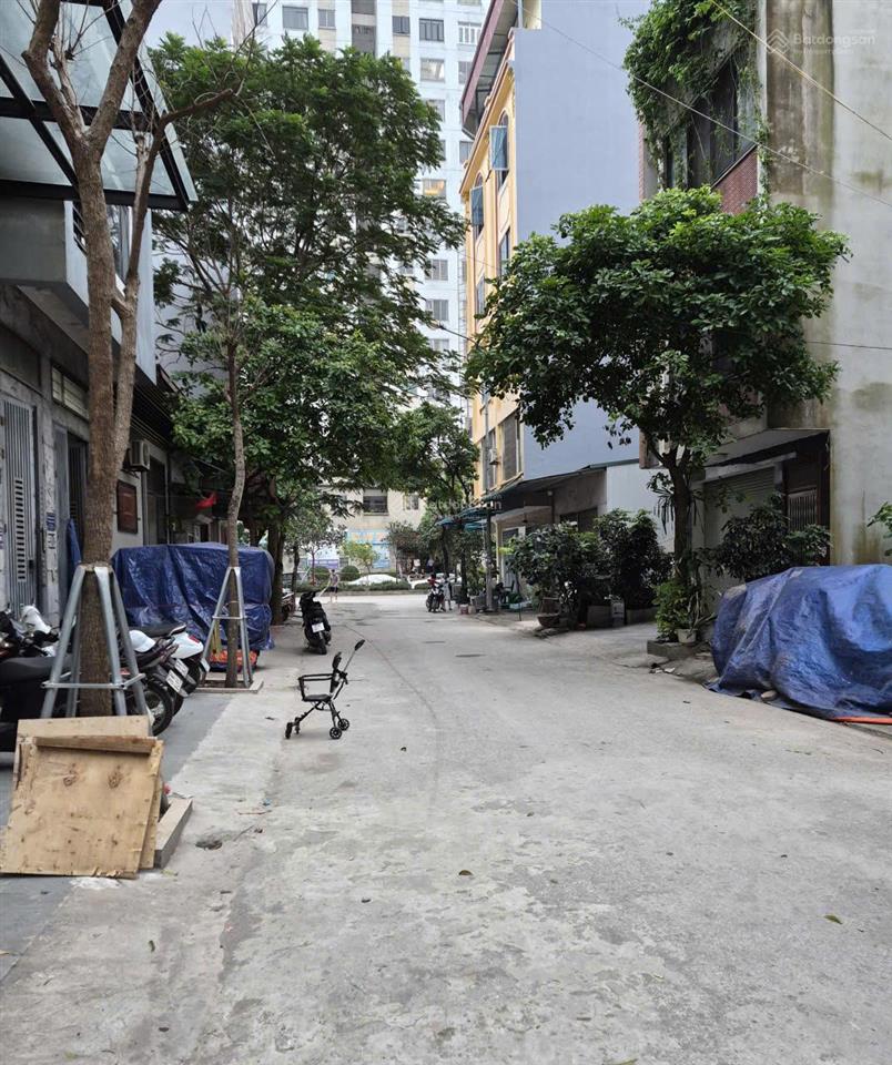 Giảm chào 3 tỷ! bán nhanh đất đg 60m2 sát lô góc trục đường đôi ngay mặt phố hoàng công hà đông hn