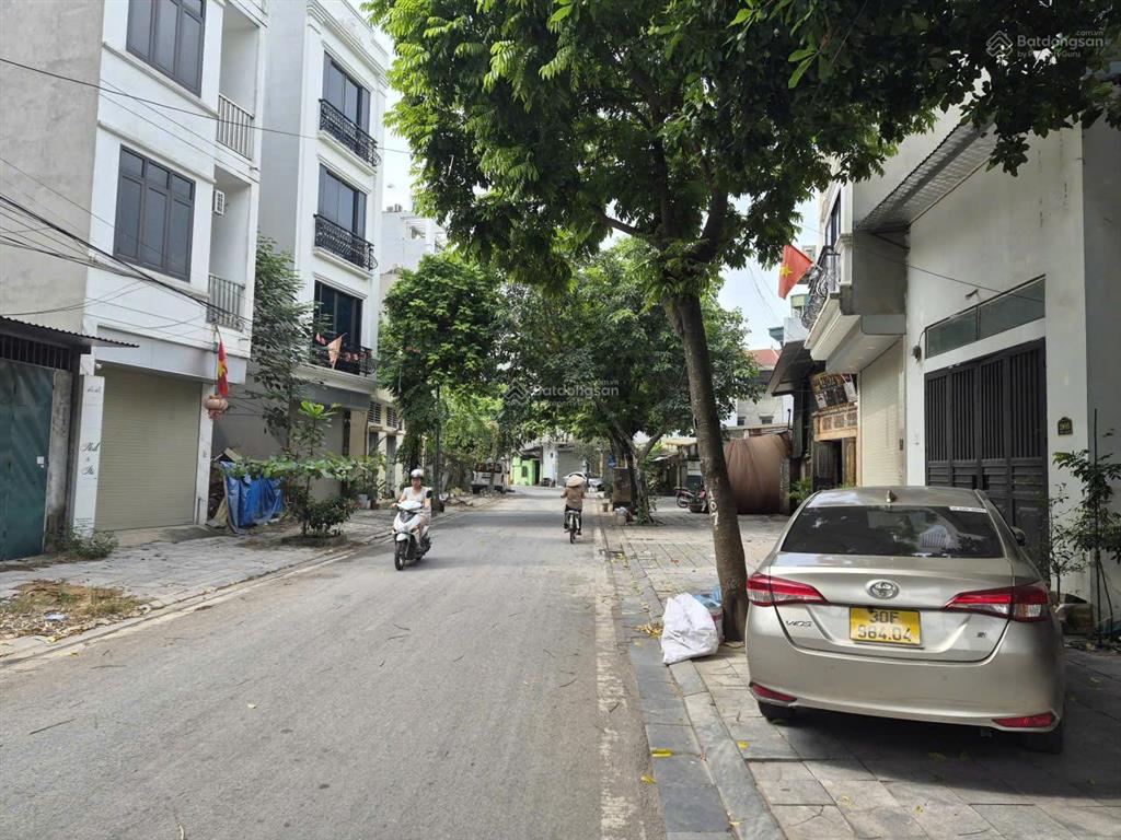 Quá rẻ! mảnh đất hiếm có 38m2 mặt đường ô tô tránh vỉa hè kd phố hà trì  đa sỹ kiến hưng hn