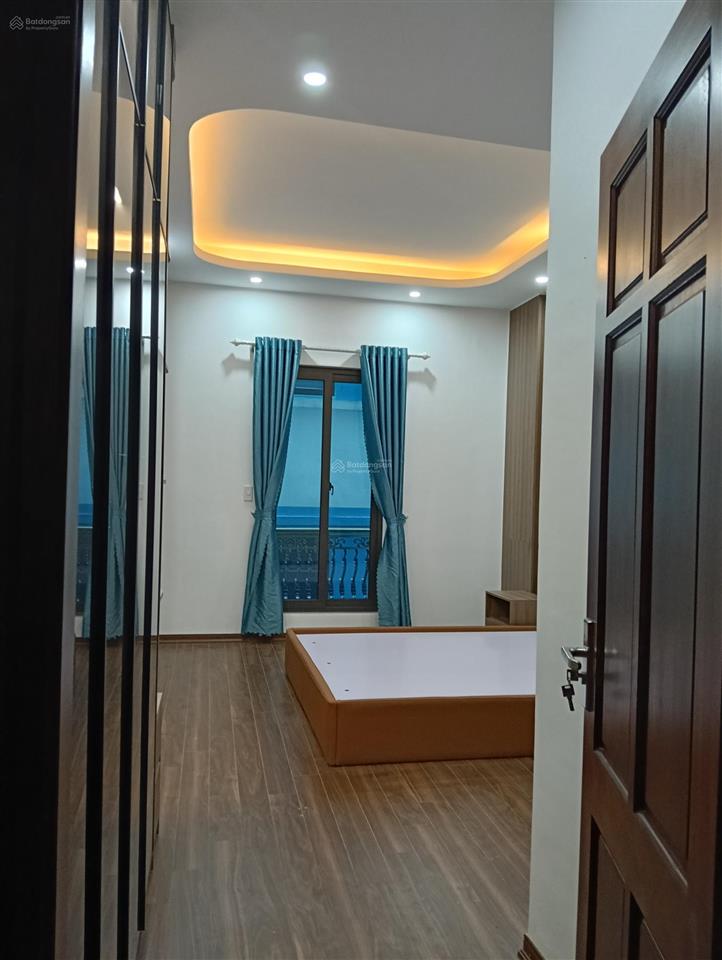 Bán nhà 6 tầng thang máy ôtô đỗ cửa phố thái hà đống đa hn dt 34m2  mr công0977 135 ***