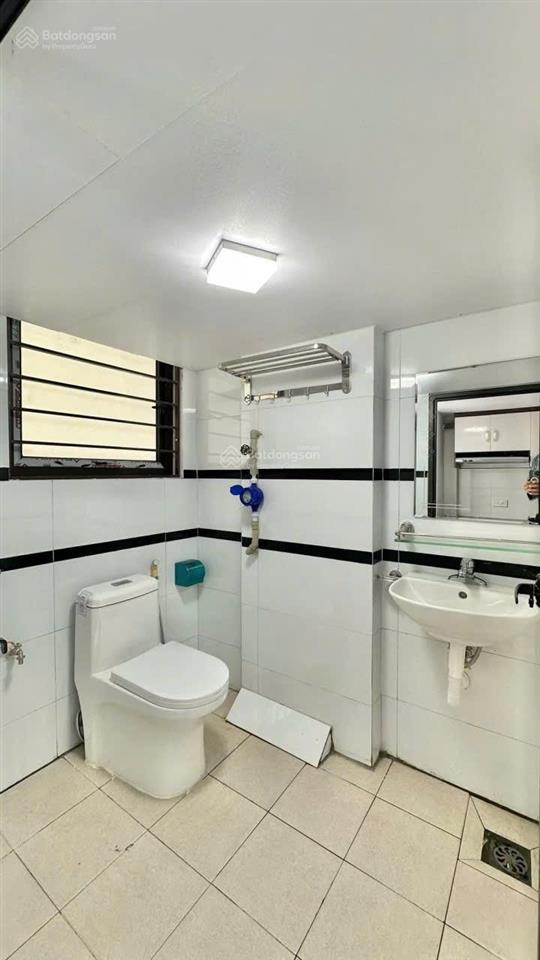 Cc thuê phòng trọ phố chính kinh thanh xuân hn dt 25m2 gác xép sát các trường đh  0977 135 ***