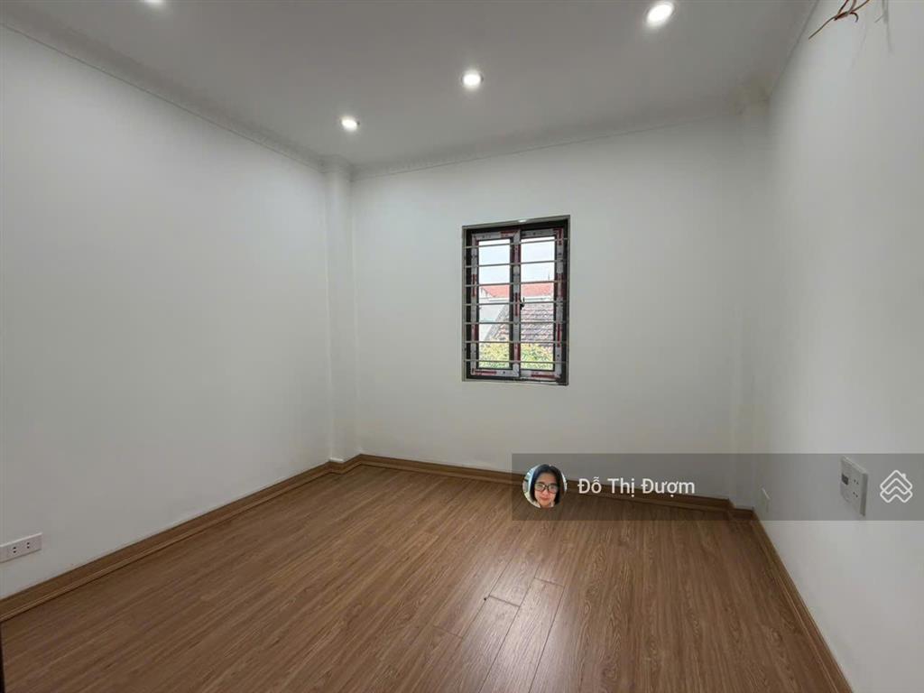 Bán nhà 4 tầng yên nghãi gần khu đô thị đô nghĩa 4,15 tỷ, 32m2, 5pn, 3wc, 4 tầng, ngõ gần oto