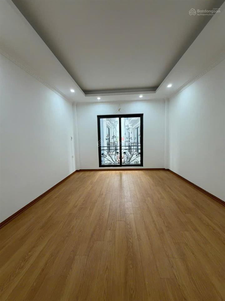 Phượng nghĩa phụng châu. 32m2x4,5t, nhà xấy mới, vị trí thoáng đẹp, giá 3.4 tỷ,oto đỗ ngày đêm
