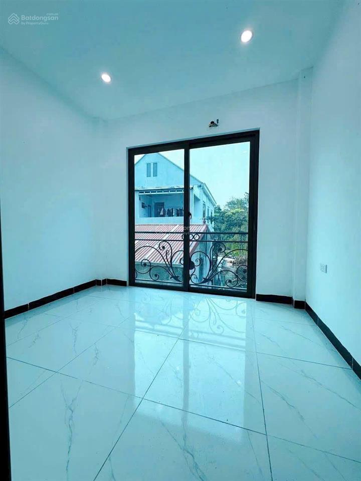 Bán nhà 3 tầng oto vào cửa cao viên thanh oai , 2,68 tỷ, 32m2, 3pn, 3wc, 3 tầng, đông nam