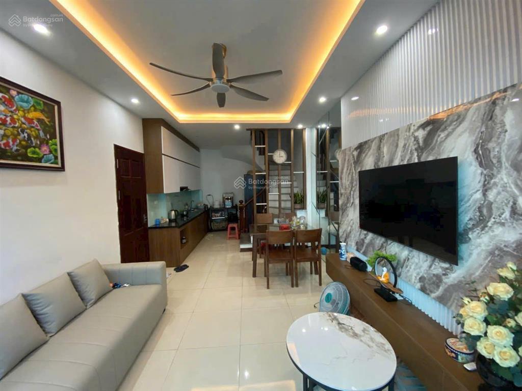 Bán nhà 5 tầng lô góc . oto qua nhà yên nghĩa, hà nội , giá cực chất chỉ với 5,7 tỷ, 35m2