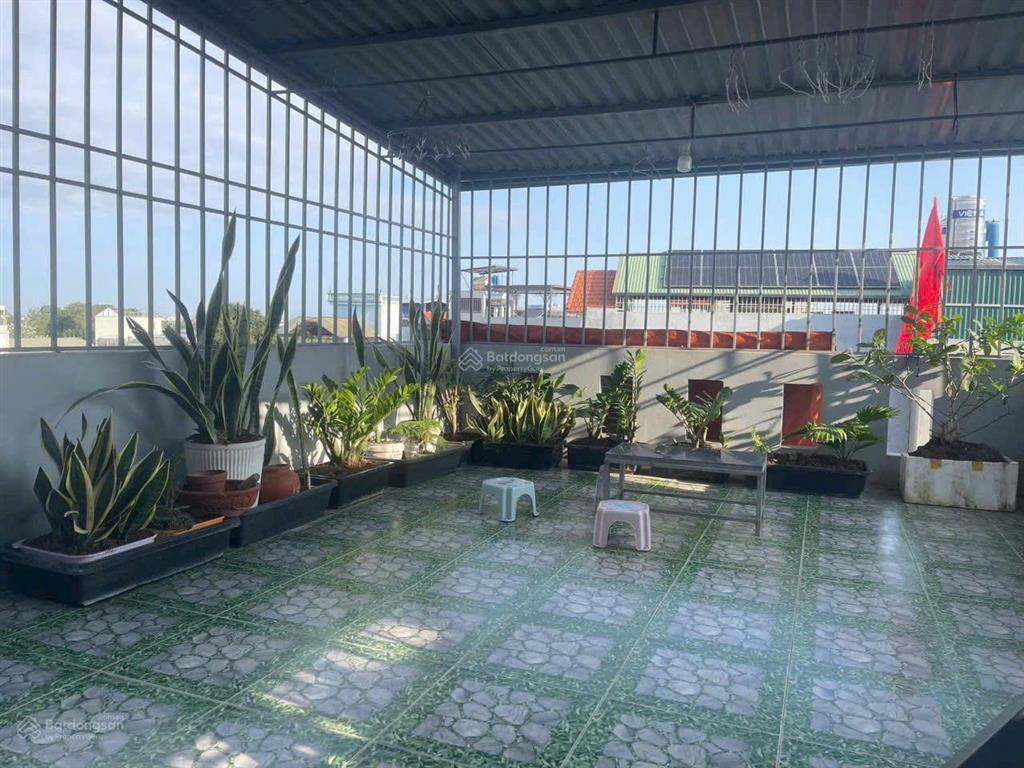Bán nhà 5 tầng lô góc . oto qua nhà yên nghĩa, hà nội , giá cực chất chỉ với 5,7 tỷ, 35m2