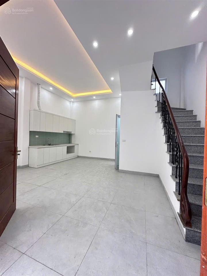 Bán nhà xây mới cao viên thanh oai trước nhà 4 m, 3,35 tỷ, 38m2, 3pn, 3wc, 3 tầng, hướng nam