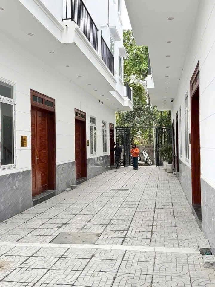 Bán nhà xây mới cao viên thanh oai trước nhà 4 m, 3,35 tỷ, 38m2, 3pn, 3wc, 3 tầng, hướng nam