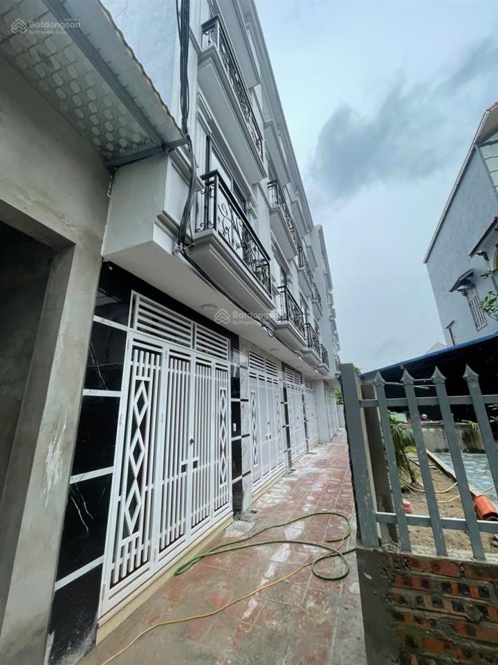Chính chủ gửi bán nhà 32m x 4 tầng phúc thành biên giang giá 3,5 tỷ thiết kế hiện đại.