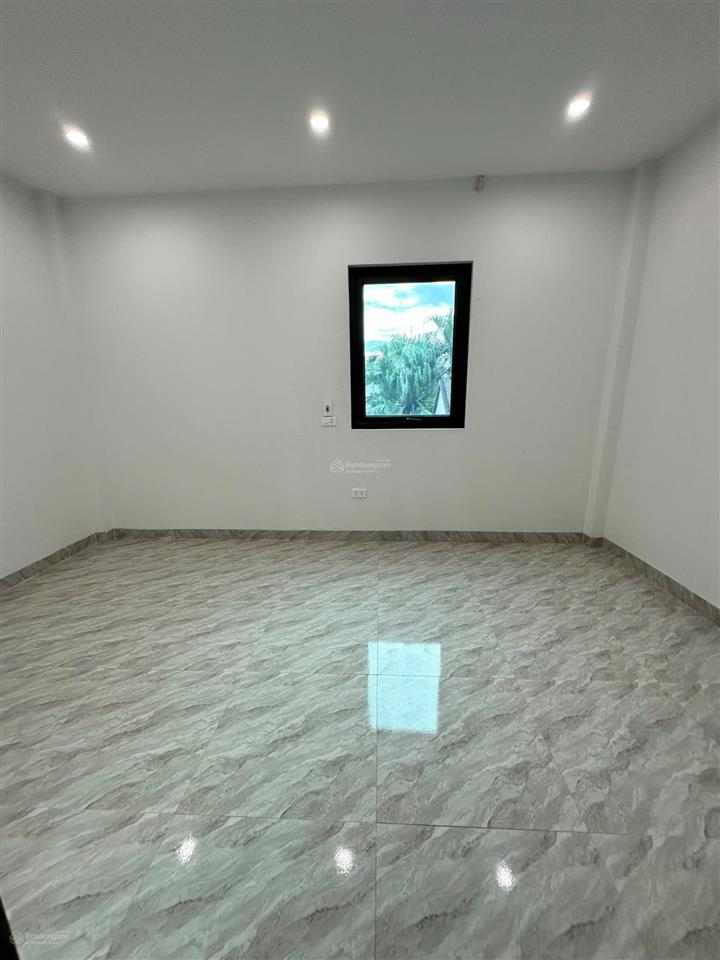 Bán nr 5pn 3wc, 53m2 giá ưu đãi 4,5 tỷ tại thị trấn chúc sơn, chương mỹ, hà nội