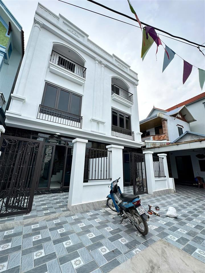 Bán nr 5pn 3wc, 53m2 giá ưu đãi 4,5 tỷ tại thị trấn chúc sơn, chương mỹ, hà nội