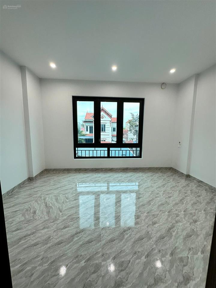 Bán nr 5pn 3wc, 53m2 giá ưu đãi 4,5 tỷ tại thị trấn chúc sơn, chương mỹ, hà nội