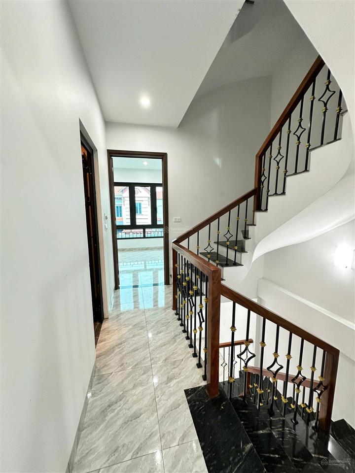 Bán nr 5pn 3wc, 53m2 giá ưu đãi 4,5 tỷ tại thị trấn chúc sơn, chương mỹ, hà nội