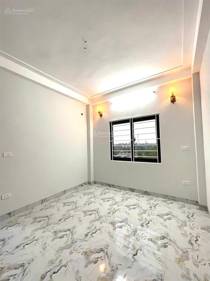 Cho thuê nhà riêng tại đường văn miếu, giá ưu đãi 5 triệu, 35 m2, 3pn + 3wc
