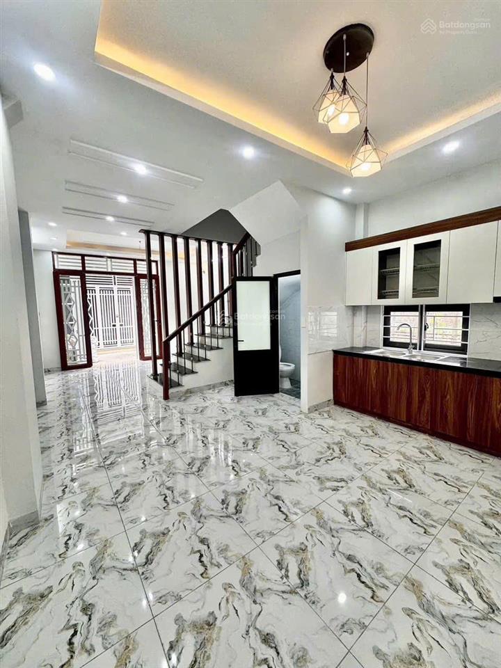 Cho thuê nhà riêng tại đường văn miếu, giá ưu đãi 5 triệu, 35 m2, 3pn + 3wc