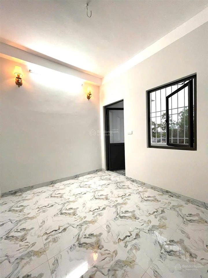 Cho thuê nhà riêng tại đường văn miếu, giá ưu đãi 5 triệu, 35 m2, 3pn + 3wc
