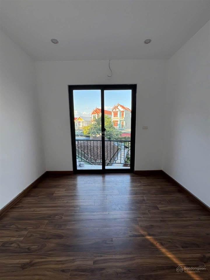 Bán nhà đẹp tại an thắng, 3,15 tỷ, 32m2, 3pn, 3wc, tiện ích đầy đủ. ô tô gần nhà. cách ql6 500 m