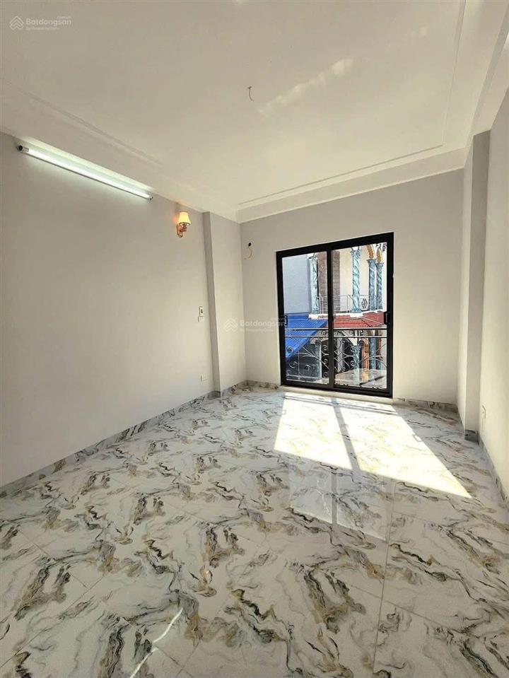 Bán nhà đẹp tại an thắng, 3,15 tỷ, 32m2, 3pn, 3wc, tiện ích đầy đủ. ô tô gần nhà. cách ql6 500 m