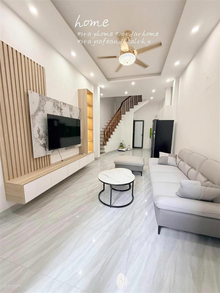 Bán nhà riêng tại biên giang, 4,1 tỷ, 32m2, hướng tây nam, 3pn, 4wc