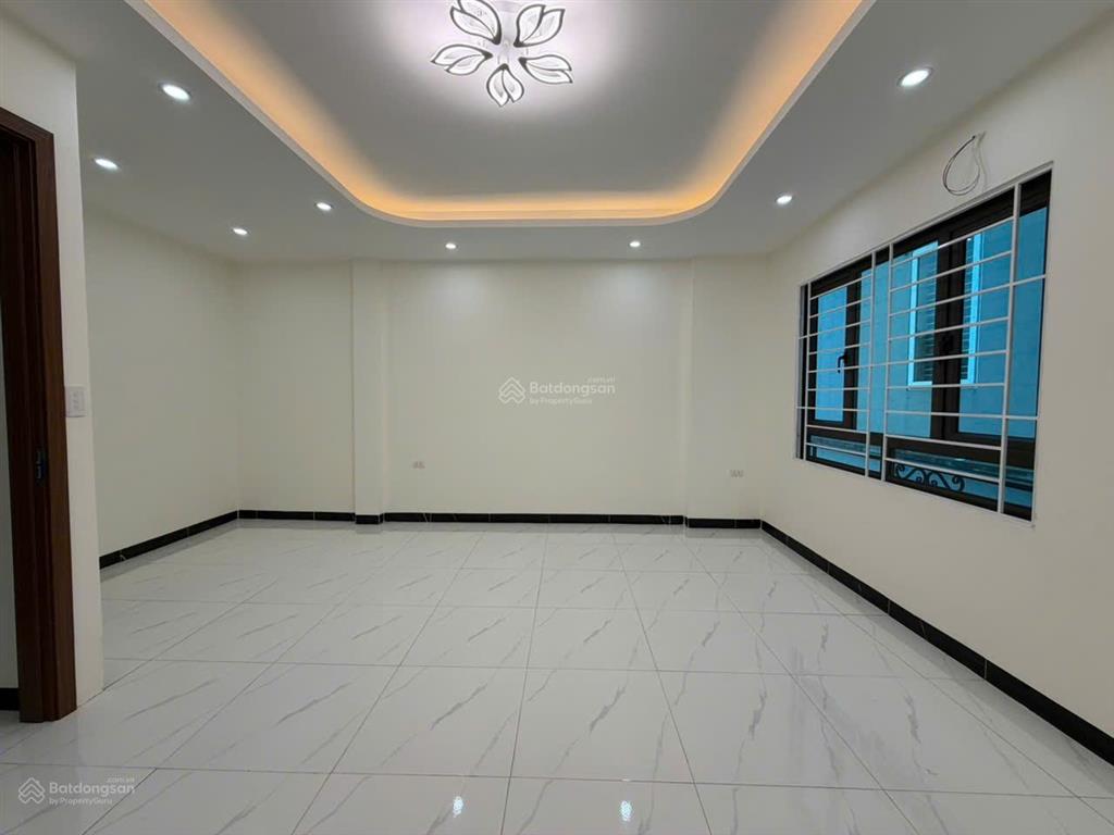 Bán nhà riêng tại đường 6, biên giang, hà đông, 3,1 tỷ, 32m2, 5 tầng, 3pn, 4wc, giá tốt