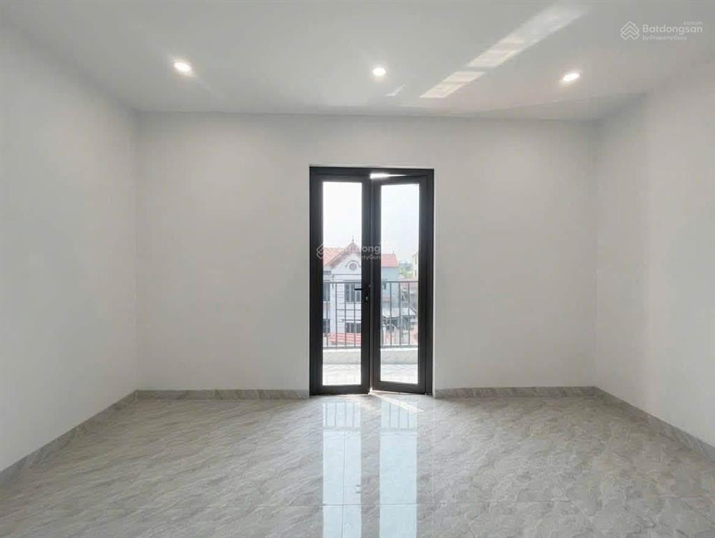 Bán nhà riêng tại quốc lộ 6, thị trấn chúc sơn, 4,5 tỷ, 45m2, giá tốt