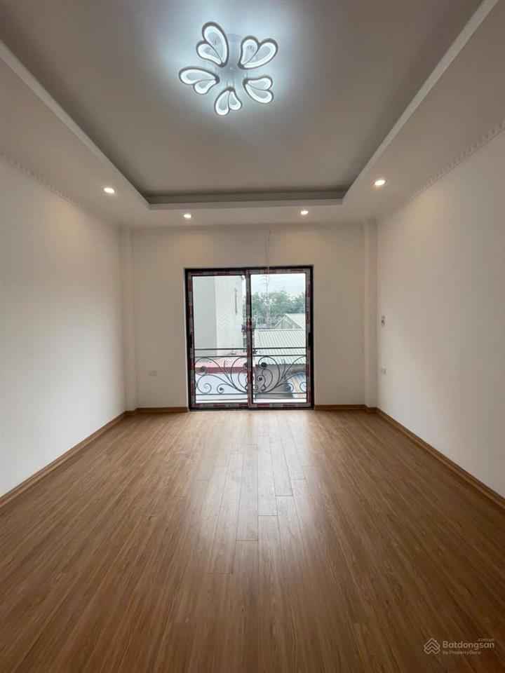 Bán nhà riêng tại y sơn, 4,5 tỷ, 32m2, 3pn, 4wc, 5 tầng
