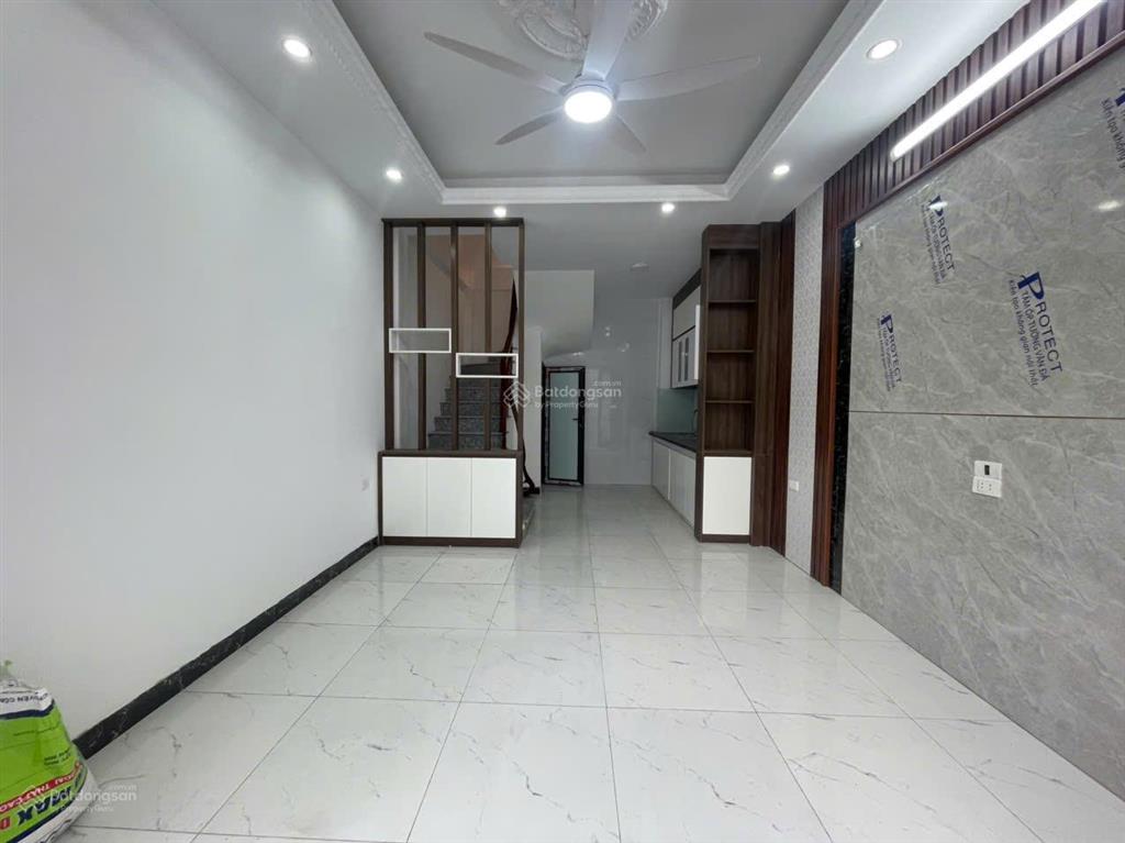 Bán nhà riêng tại y sơn, 4,5 tỷ, 32m2, 3pn, 4wc, 5 tầng