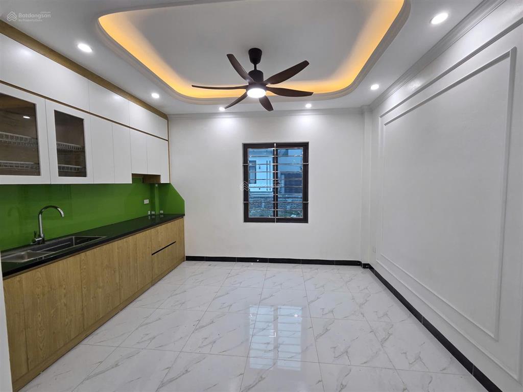 Bán nhà riêng tại thị trấn chúc sơn, chương mỹ, 3,9 tỷ, 45m2, 5pn, 3wc bao đẹp hot!