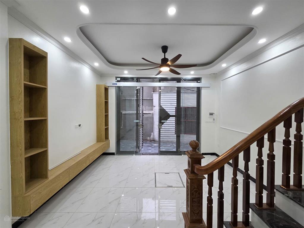 Bán nhà riêng tại thị trấn chúc sơn, chương mỹ, 3,9 tỷ, 45m2, 5pn, 3wc bao đẹp hot!