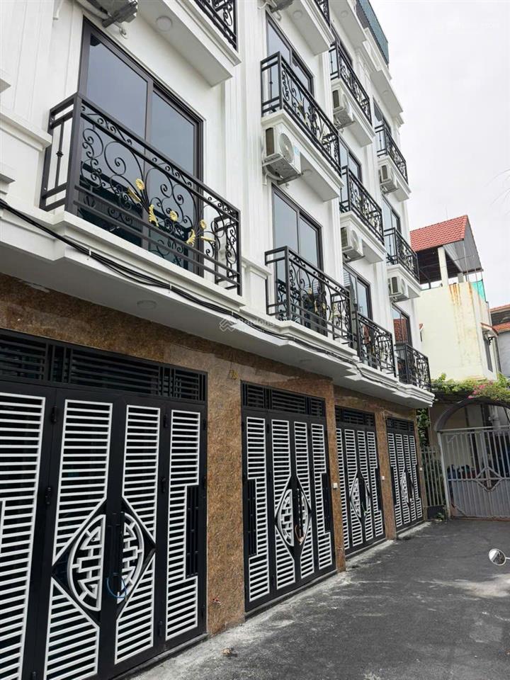 Bán đẹp xuất sắc tại đường 6, chúc sơn, ô tô vào cửa ngay đất đấu giá. 3,95 tỷ, 35m2