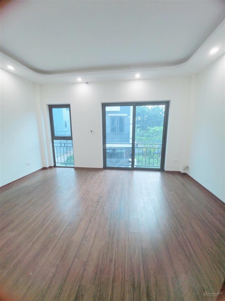 Bán nhà riêng tại đại tảo 3,8 tỷ, 70m2, 5pn, 3wc, giá tốt, nhiều tiện ích có sân để ô tô. thoáng