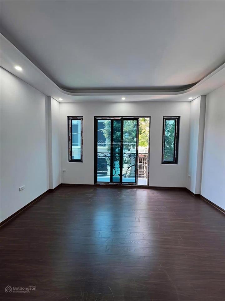Bán nhà đẹp ngõ thông, oto qua nhà đại tảo hưng đạo 4,3 tỷ, 45m2, 5pn, 3wc, 4 tầng