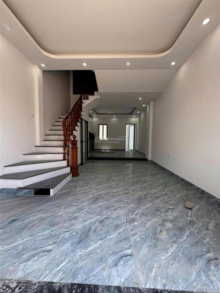 Bán nhà đẹp ngõ thông, oto qua nhà đại tảo hưng đạo 4,3 tỷ, 45m2, 5pn, 3wc, 4 tầng